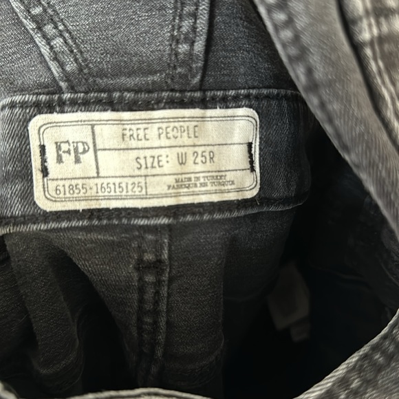 Free People Overalls. Size 25R. - Picture 10 of 10